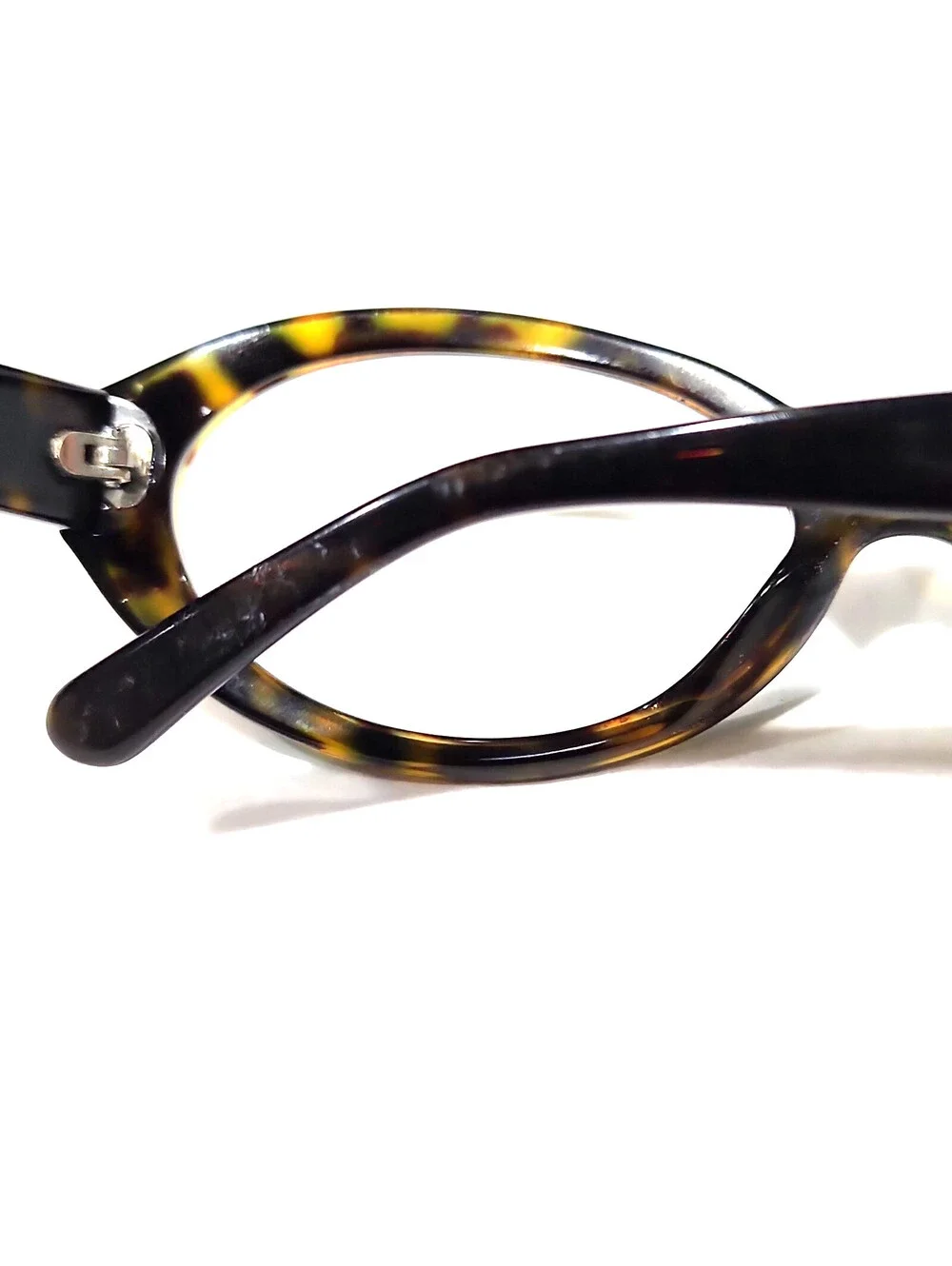 Ray Ban RB2110 902/6 Tortoise Brown Oval Sunglasses Frame